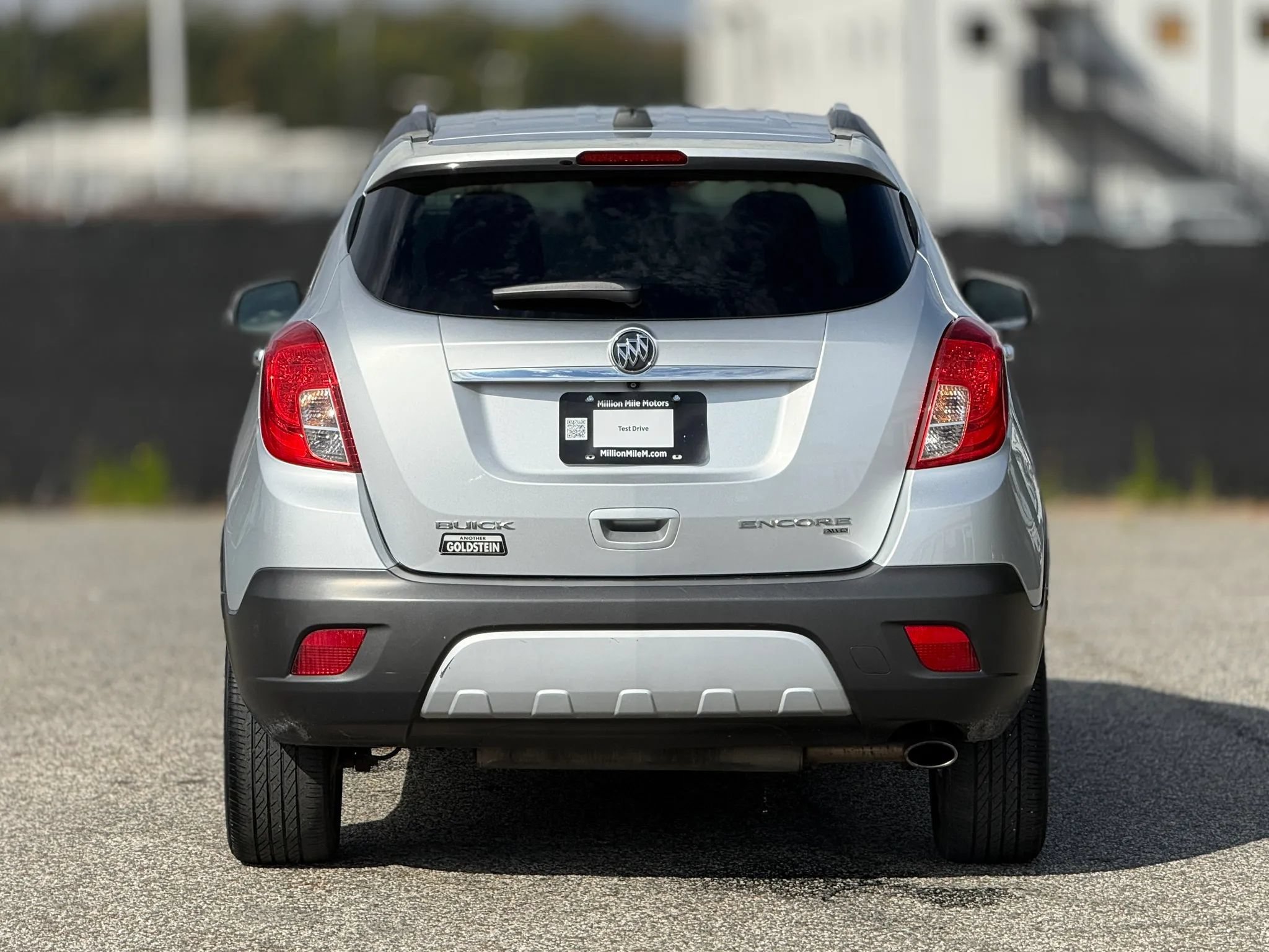 Used 2015 Buick Encore Convenience AWD/4WD image 4