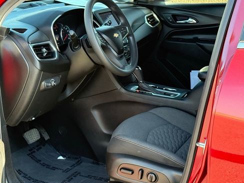 Used 2020 Chevrolet Equinox LT image 6