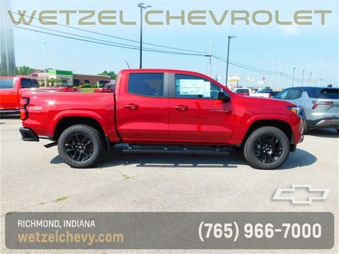 New 2025 Chevrolet Colorado Z71 w/ Midnight Edition image 2