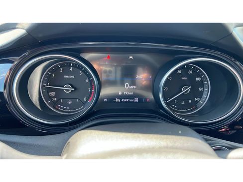 Certified 2022 Buick Encore GX Preferred w/ Cold Weather Comfort Package AWD/4WD image 15