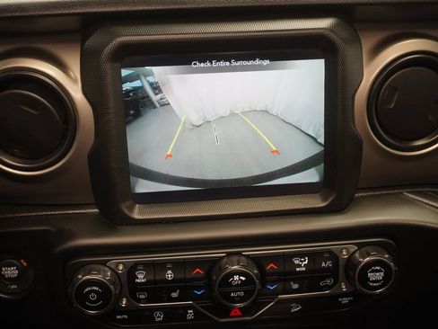 Used 2021 Jeep Wrangler Unlimited Sport w/ Sun And Sound Package AWD/4WD image 33