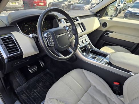 Used 2016 Land Rover Range Rover Sport Supercharged AWD/4WD image 10
