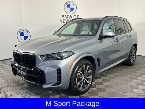 Certified 2024 BMW X5 xDrive40i w/ M Sport Package AWD/4WD image 3