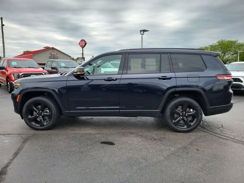 Used 2024 Jeep Grand Cherokee L Limited w/ Luxury Tech Group II AWD/4WD image 7