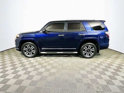 Certified 2022 Toyota 4Runner Limited AWD/4WD image 5