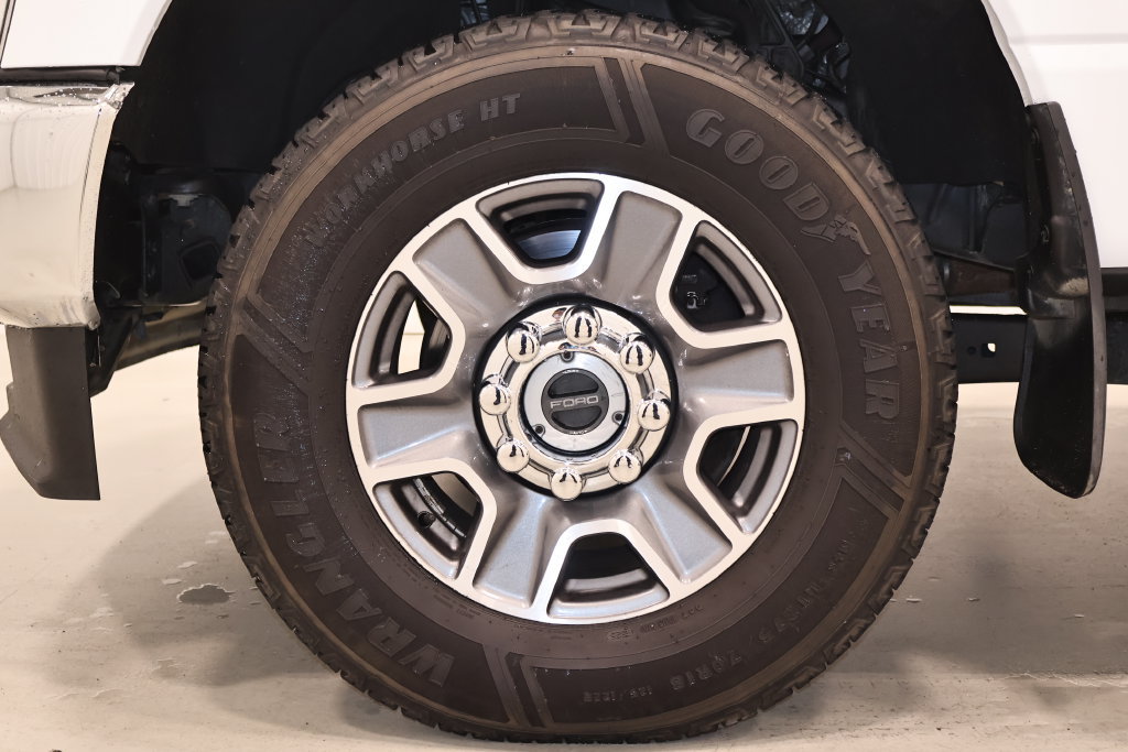 Certified 2023 Ford F350 Lariat w/ Lariat Ultimate Package AWD/4WD image 49