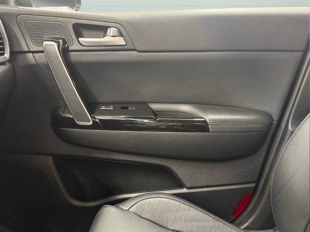 Used 2019 Kia Sportage EX FWD image 26