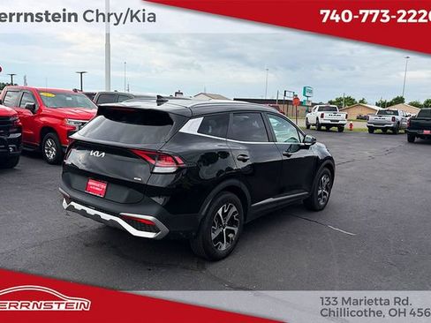 Used 2023 Kia Sportage EX AWD/4WD image 46
