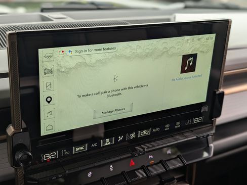 Used 2025 GMC Hummer EV 2X AWD/4WD image 27