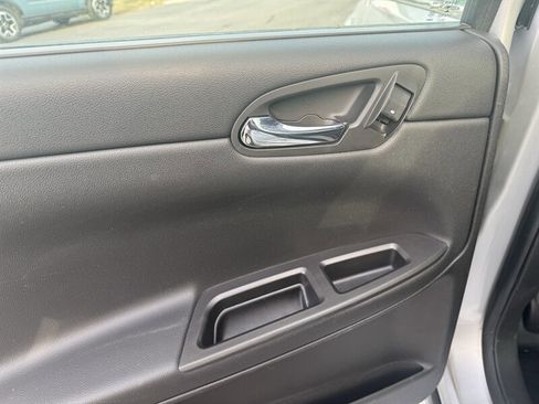 Used 2016 Chevrolet Impala Limited LS image 17