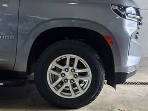 Used 2021 Chevrolet Tahoe LT image 38