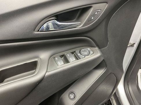 Used 2022 Chevrolet Equinox LT FWD image 10