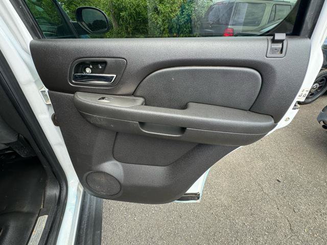 Used 2007 Chevrolet Tahoe 4WD w/ Skid Plate Package image 11
