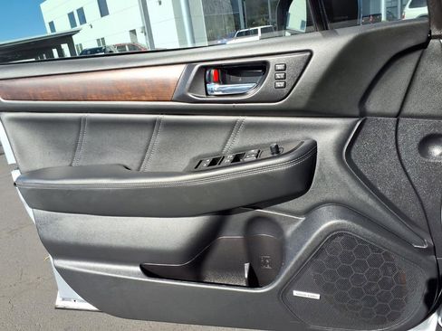 Used 2019 Subaru Outback 2.5i Limited image 28