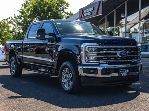 Used 2025 Ford F350 Lariat w/ Camper Package AWD/4WD image 6