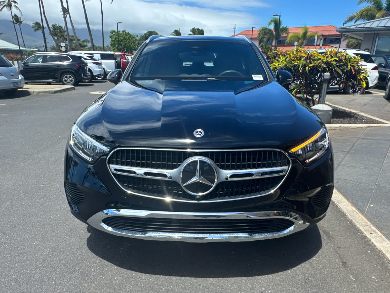 Used 2026 Mercedes-Benz GLC 300 image 2