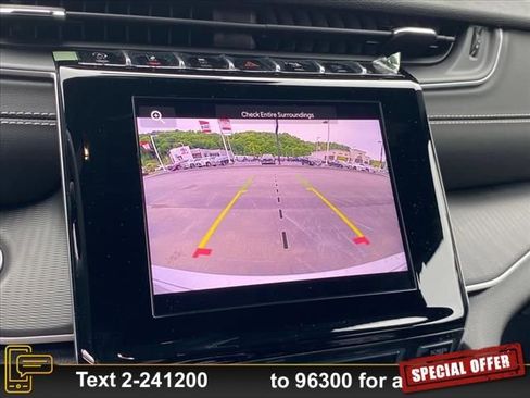 New 2024 Jeep Grand Cherokee Laredo w/ Trailer Tow Package AWD/4WD image 13