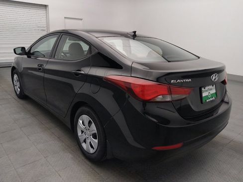 Used 2016 Hyundai Elantra SE FWD image 5