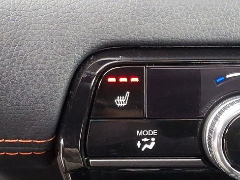 Certified 2025 Honda Pilot TrailSport image 28