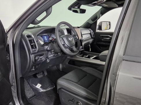 New 2026 RAM 1500 4x4 Crew Cab image 10