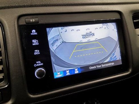 Used 2021 Honda HR-V Sport image 25