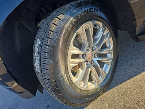 Used 2022 GMC Yukon SLT w/ SLT Premium Package image 33