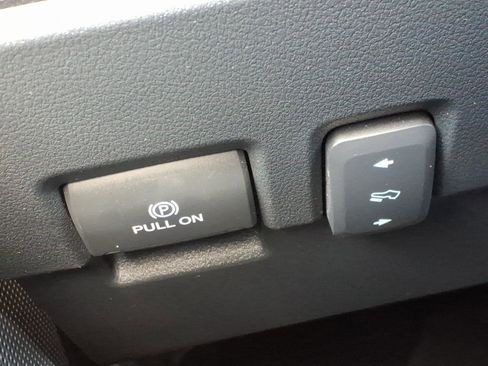 Used 2023 Ford F250 Lariat w/ Lariat Ultimate Package image 26