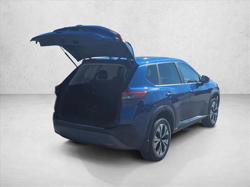 Used 2023 Nissan Rogue SV image 8