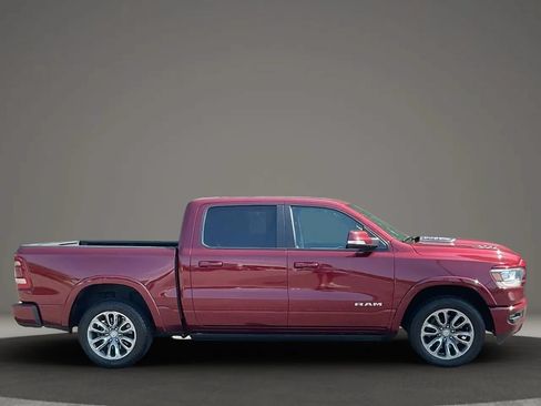 Used 2019 RAM 1500 Laramie AWD/4WD image 6