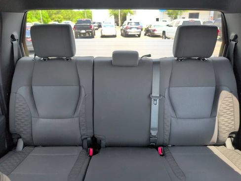 Used 2025 Toyota Tundra SR5 w/ SR5 Convenience Package RWD image 31