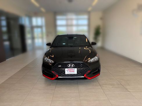 Used 2022 Hyundai Veloster N FWD image 5