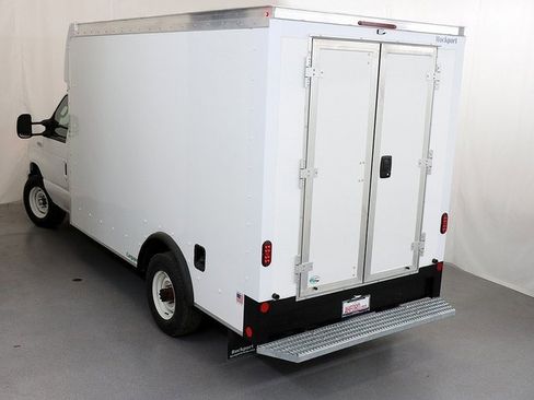 New 2025 Ford E-350 and Econoline 350 Super Duty w/ Power Equipment Group image 9