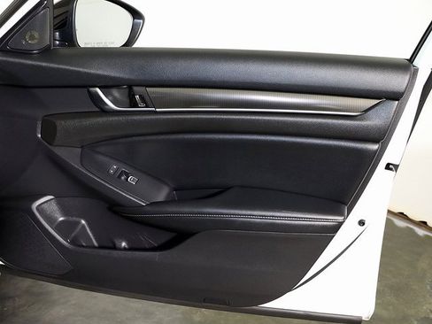 Used 2022 Honda Accord Sport image 31