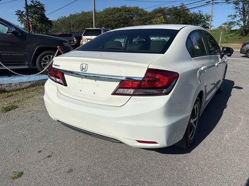 Used 2015 Honda Civic SE image 5