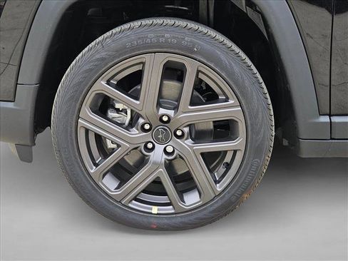 New 2026 Jeep Compass Latitude AWD/4WD image 10