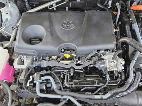 Used 2023 Toyota Venza Limited image 30