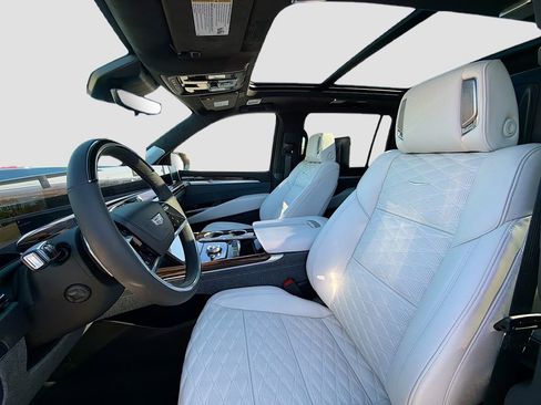 New 2026 Cadillac Escalade ESV Platinum Sport image 22