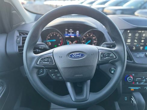 Used 2019 Ford Escape SE image 11