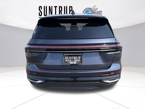 Used 2024 Lincoln Nautilus Reserve w/ Equipment Group 203A image 4