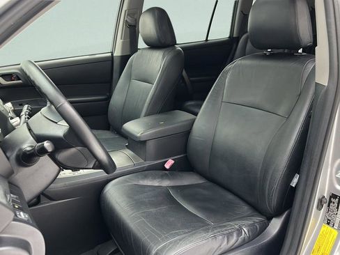 Used 2008 Toyota Highlander Sport AWD/4WD image 16