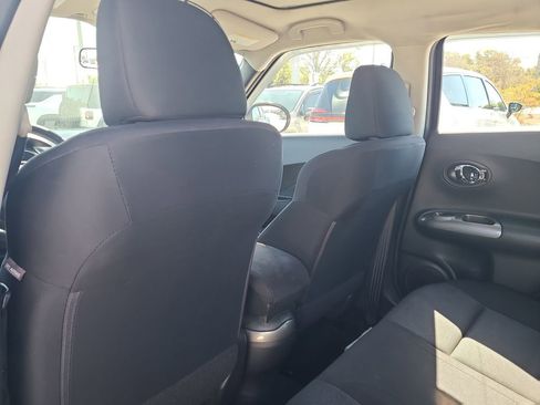 Used 2014 Nissan Juke S image 20