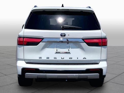 Used 2023 Toyota Sequoia Limited AWD/4WD image 5