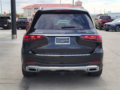Used 2024 Mercedes-Benz GLS 450 4MATIC image 52