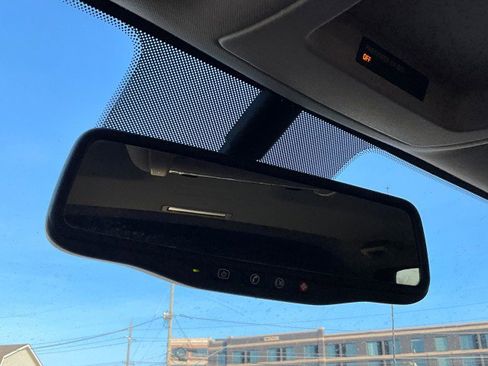 Used 2009 Chevrolet Avalanche LT w/ Convenience Package #1 image 16