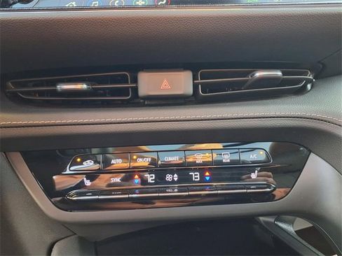 Used 2023 Buick Envision Essence w/ Sport Touring Package image 68