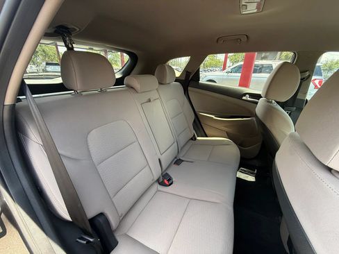 Used 2019 Hyundai Tucson Value FWD image 28