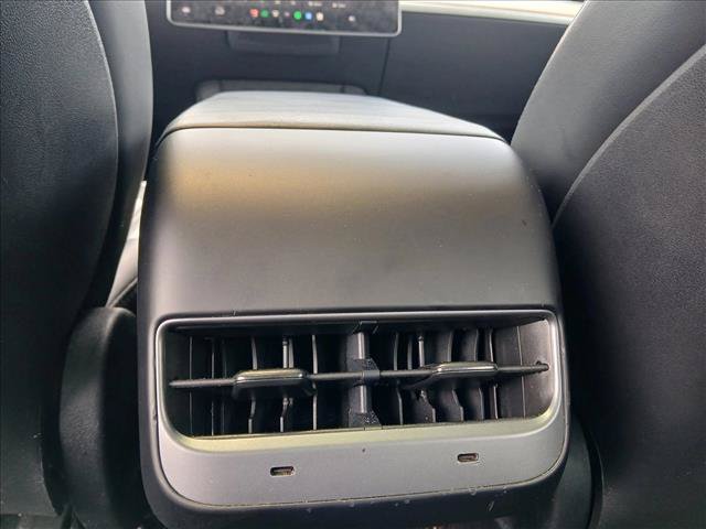 Used 2023 Tesla Model 3 Standard Range RWD image 11