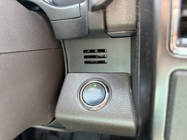 Used 2021 Ford Expedition Max Limited AWD/4WD image 35