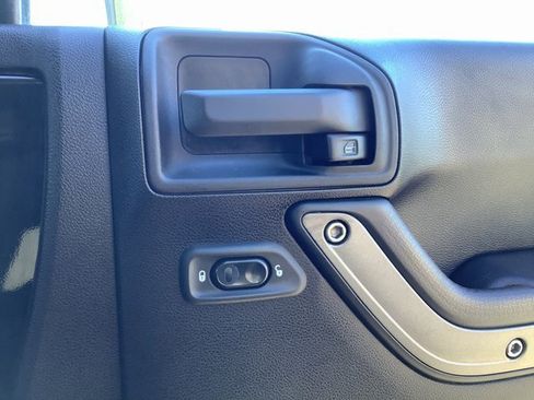 Used 2012 Jeep Wrangler Unlimited Sport image 34