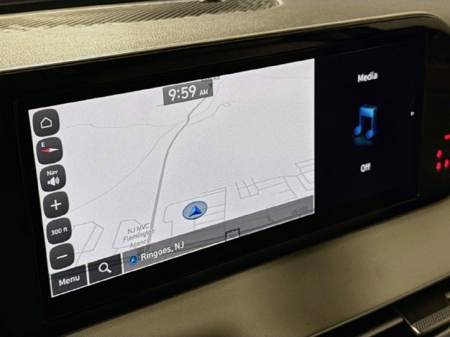 Certified 2024 Hyundai Palisade Limited AWD/4WD image 5